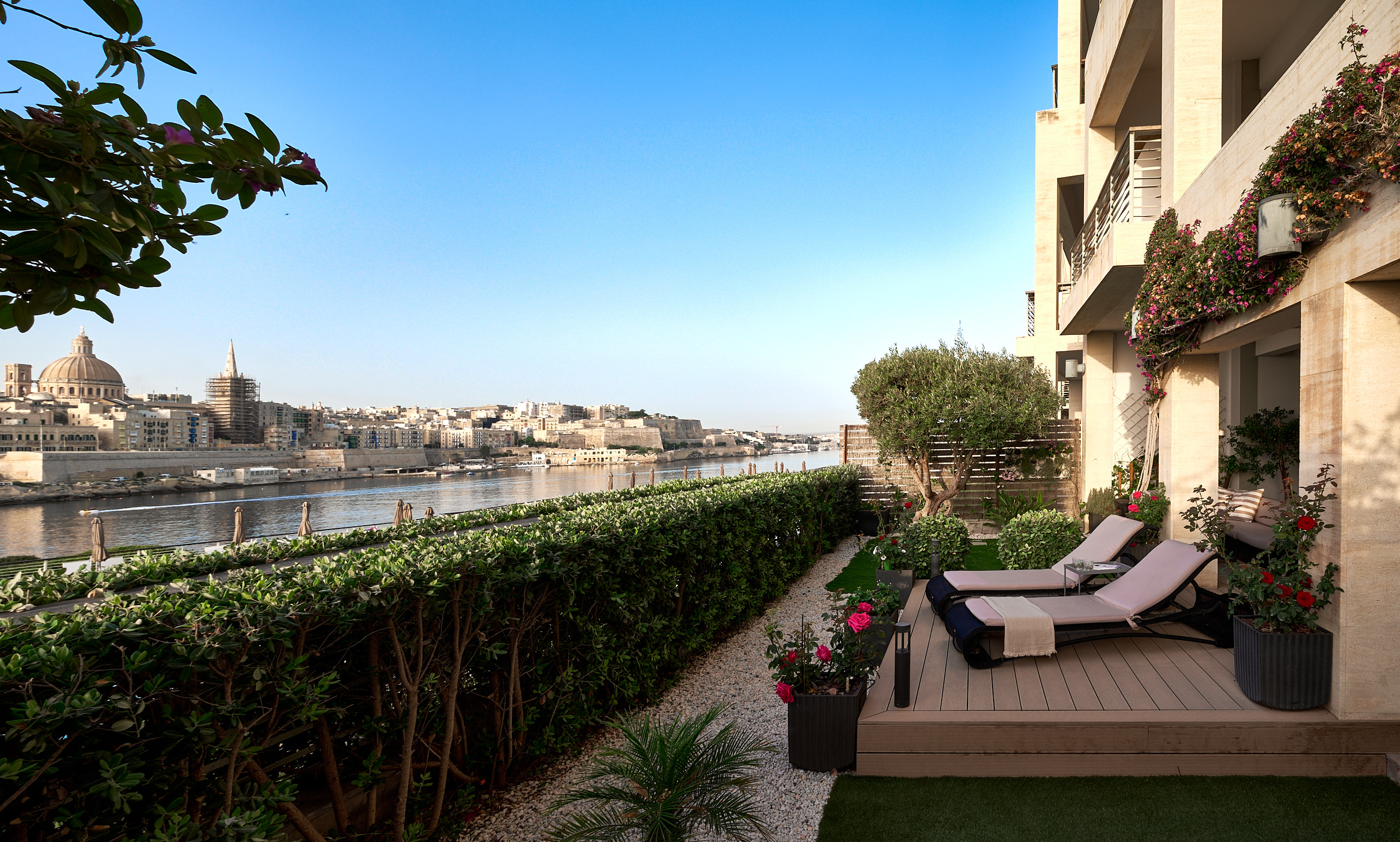 Vue de la Terrasse Avant